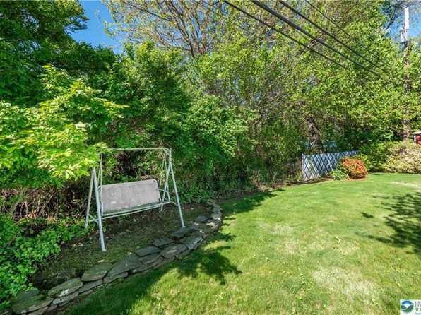 1618 31st St SW, Allentown, PA 18103