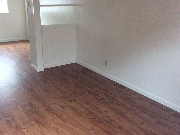 3rd image of 7305 Boris Ct APT 19