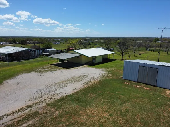 300 Lower Tonk Valley Rd, Graham, TX 76450