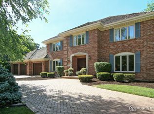 282 Lakewood Cir, Burr Ridge, IL 60527