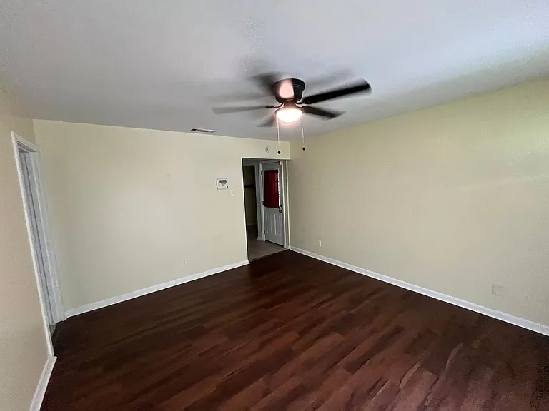 951 Celia Dr — Photo 12