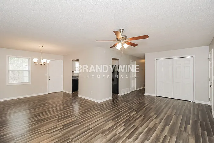 230 Brookside Dr — Photo 4