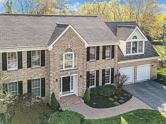 3rd image of 10390 Stansfield Rd