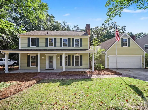 2248 Lawton Bluff Rd, Charlotte, NC 28226