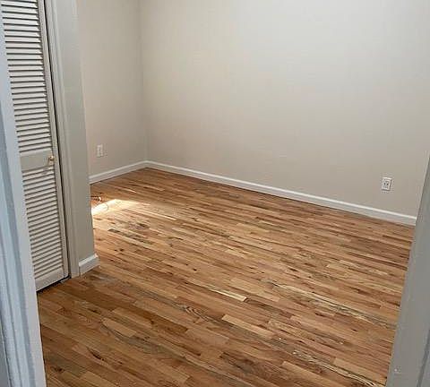 3rd image of 6330 Clayton Ave #2AA
