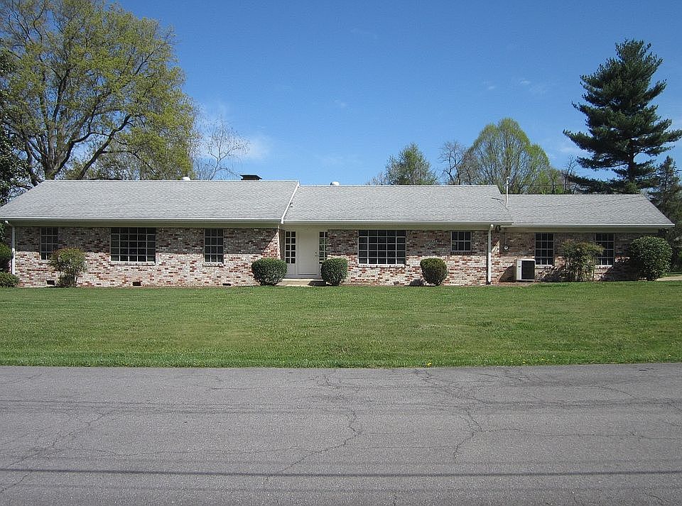 1st image of 2016 Westwind Dr