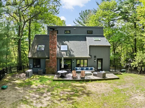 29 Shepherds Path, Marshfield, MA 02050