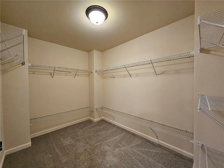 3155 Stonecrest Dr — Photo 16