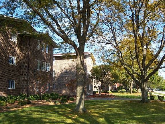 2nd image of 9008 W 140th St APT 3D