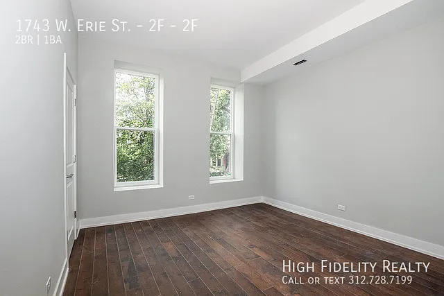 1743 W Erie St #2F — Photo 3