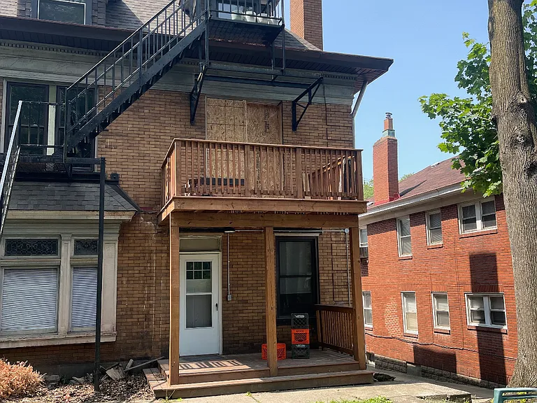 1123 Walnut St #2 — Photo 9