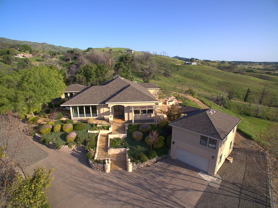 1st image of 8461 Pleasants Valley Rd