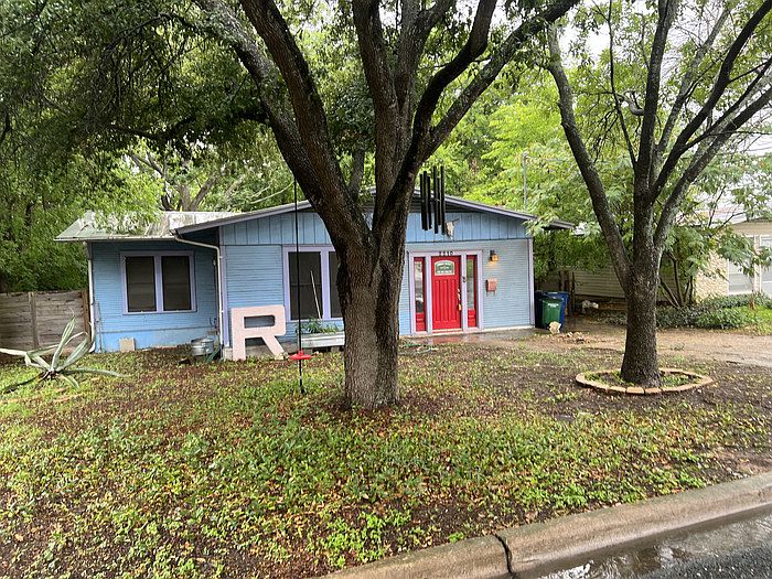 1st image of 2208 Palo Pinto Dr