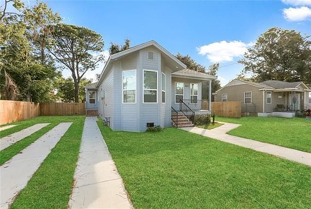 1st image of 4655 Pecan St
