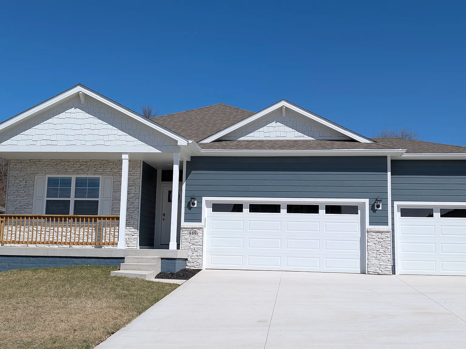 4 bed, 2540 sqft, $2,800 — Photo 4