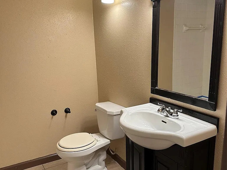 10100 S Gessner Rd #414 — Photo 7