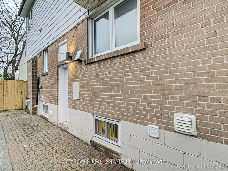 176 Wellesworth Dr #BASEMENT — Photo 23