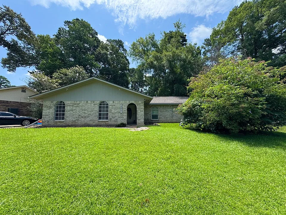 8514 Timberwood Ln