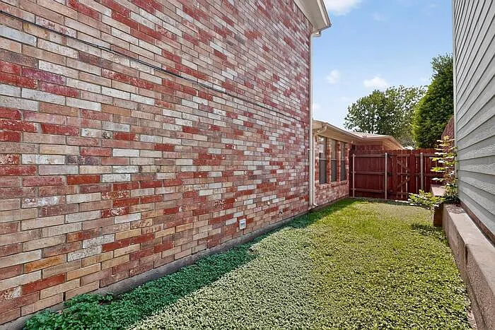 6120 Cypress Point Dr — Photo 11