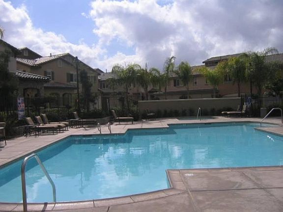 3rd image of 10441 Whitcomb Way Unit 145