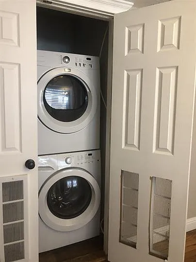 2803 Charlotte St #2S — Photo 8