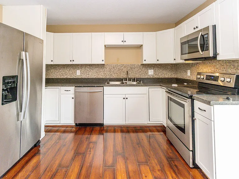 801 N Wester Ln — Photo 17