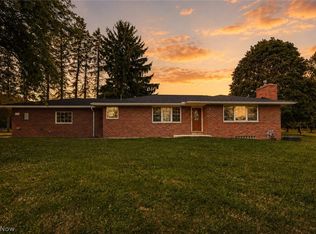15234 Orrville St NW, North Lawrence, OH 44666