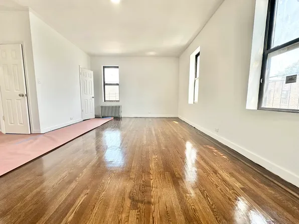 1920 Osborne Place image 22 of 23