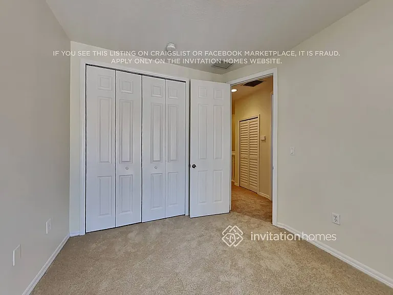 568 NE 35th Ave — Photo 19