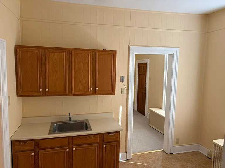 141 Congress St #1R — Photo 3
