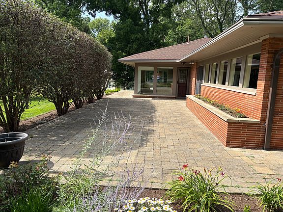 2nd image of 3361 Blossom Heath Rd