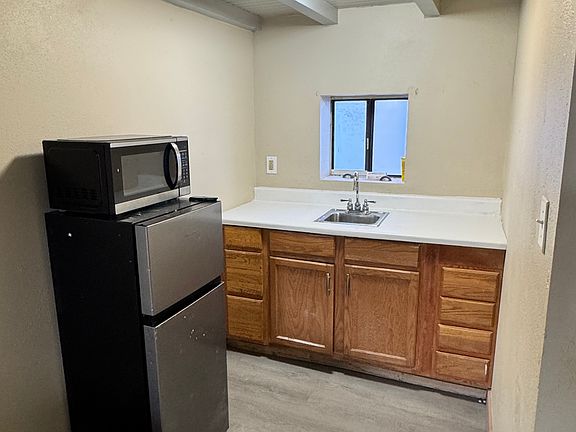 4th image of 2600 Lake Ave #12