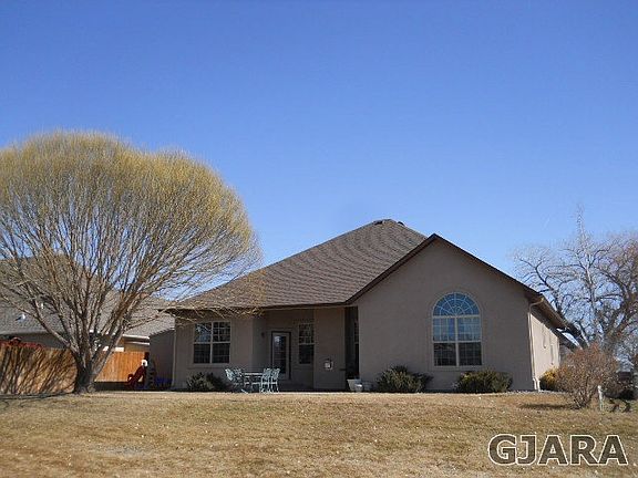 2nd image of 285 Vista Valley Dr