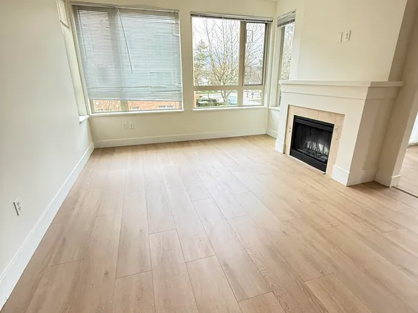 2602 Whiteley Ct, North Vancouver, BC V7J 2R6