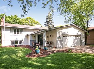 10974 Butternut St NW, Coon Rapids, MN 55448