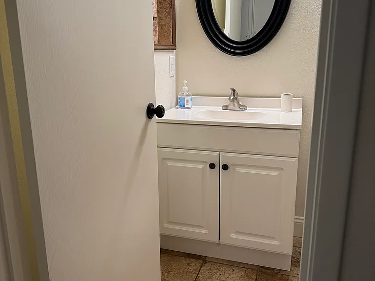 16920 Yvonne Dr — Photo 23