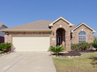 13601 May Pine Ct, Rosharon, TX 77583