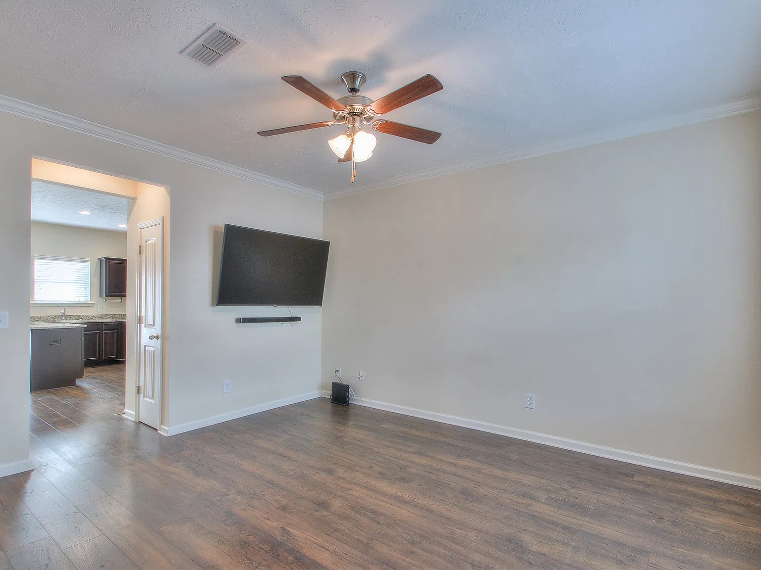 2 bed, 2.5 bath, 1207 sqft, $1,775 — Photo 4
