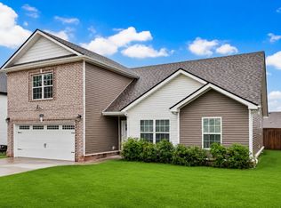 1101 Whitney Dr, Clarksville, TN 37042