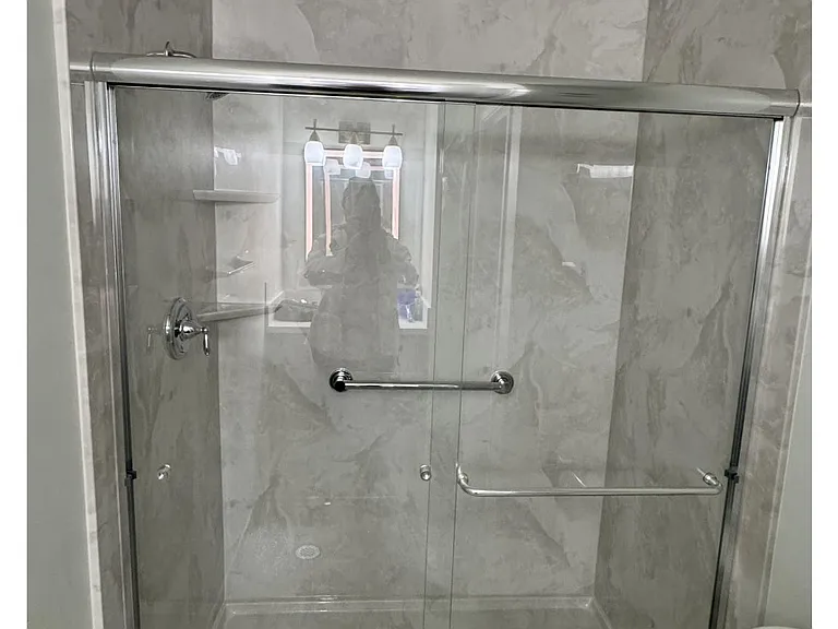 2801 N Los Felices Cir E #D110 — Photo 17