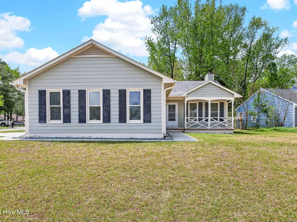 110 Stone Court, Jacksonville, NC 28540