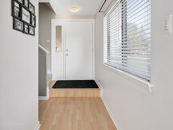 3rd image of 3 Stony Creek Dr Unit 3A