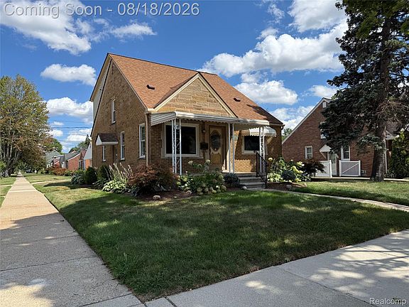 2nd image of 1407 Nowlin St