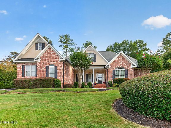 4th image of 132 Pond View Road