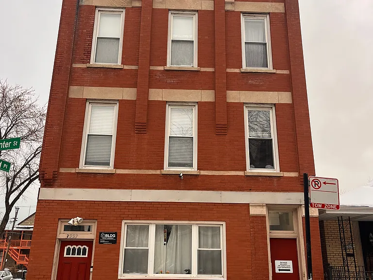3227 S Carpenter St #3R — Photo 14