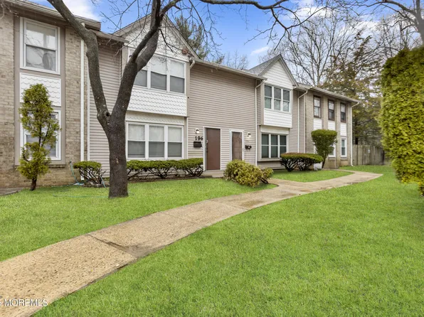 196 Stratford Place, Lakewood, NJ 08701