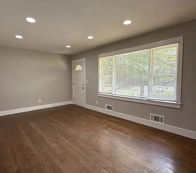2578 Rockcliff Rd — Photo 7