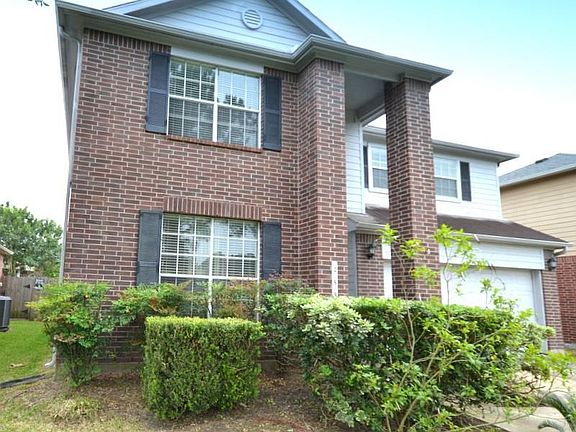 3rd image of 21919 Holly Branch Dr