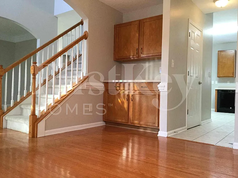 126 Center Point Dr — Photo 6