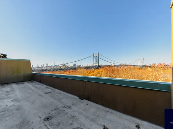 19-19 24th Avenue image 18 of 21